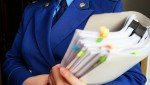 В Джанкойском районе после вмешательства прокуратуры сироты получили ключи от положенного по закону жилья
